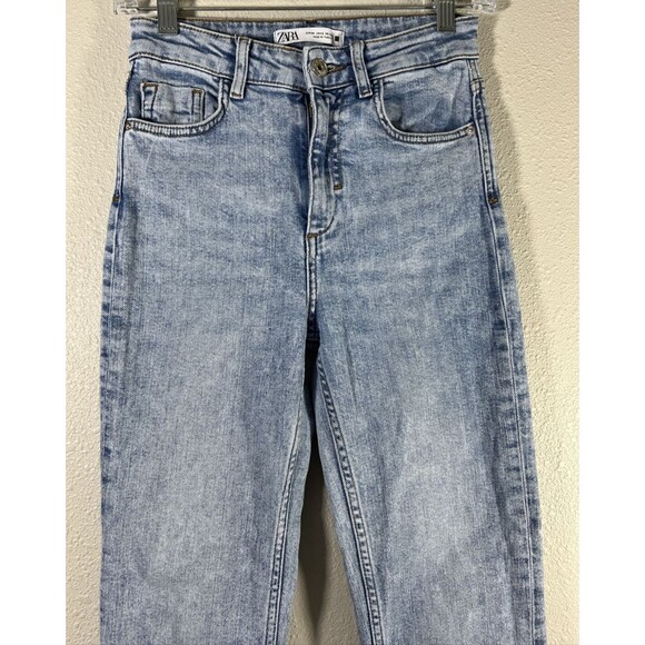ZARA Women's Size 2 Light Blue Denim Distressed Raw Hem Jeans - Picture 6 of 16